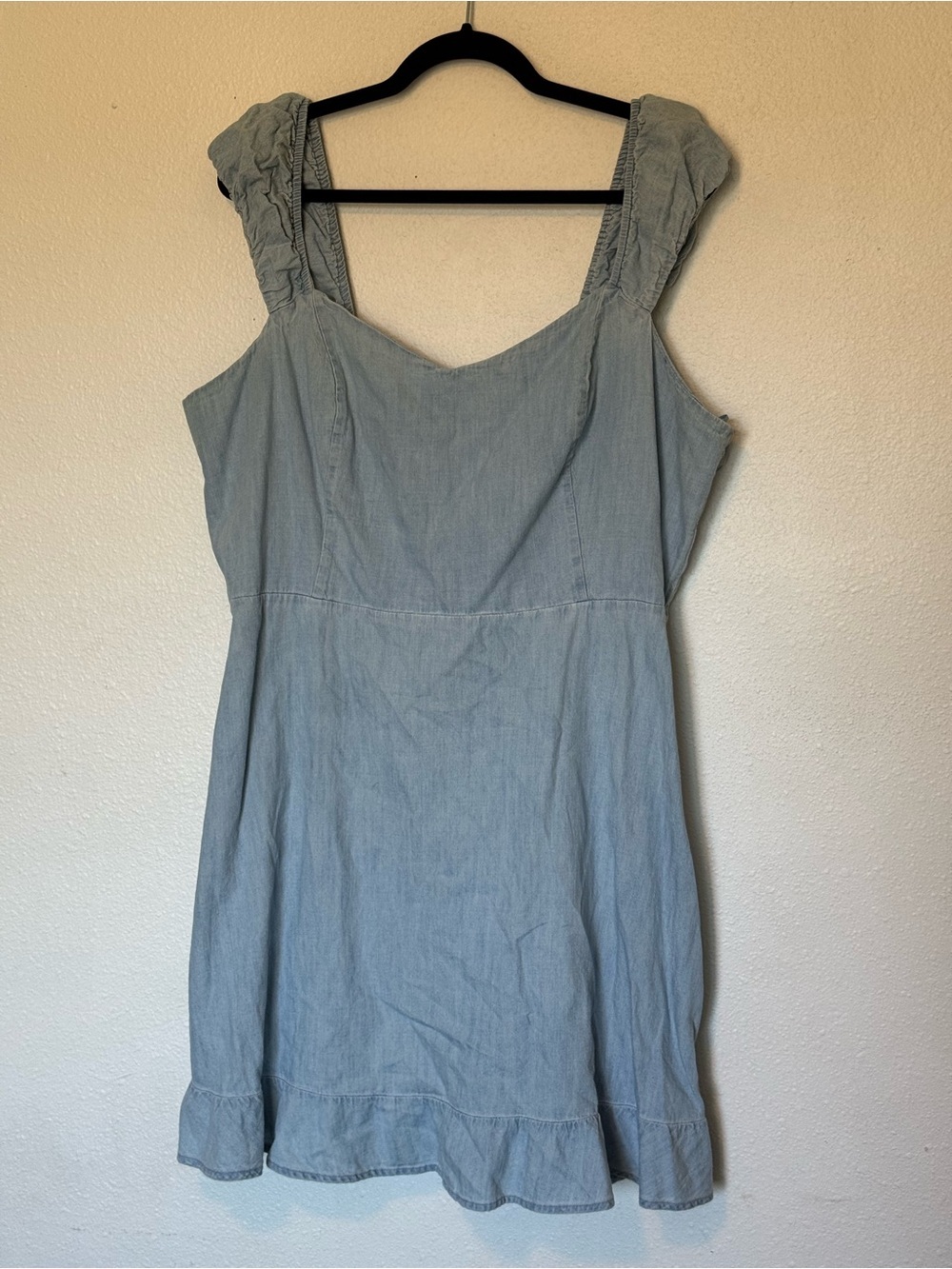 Old Navy Light Blue Garment Tag Tee